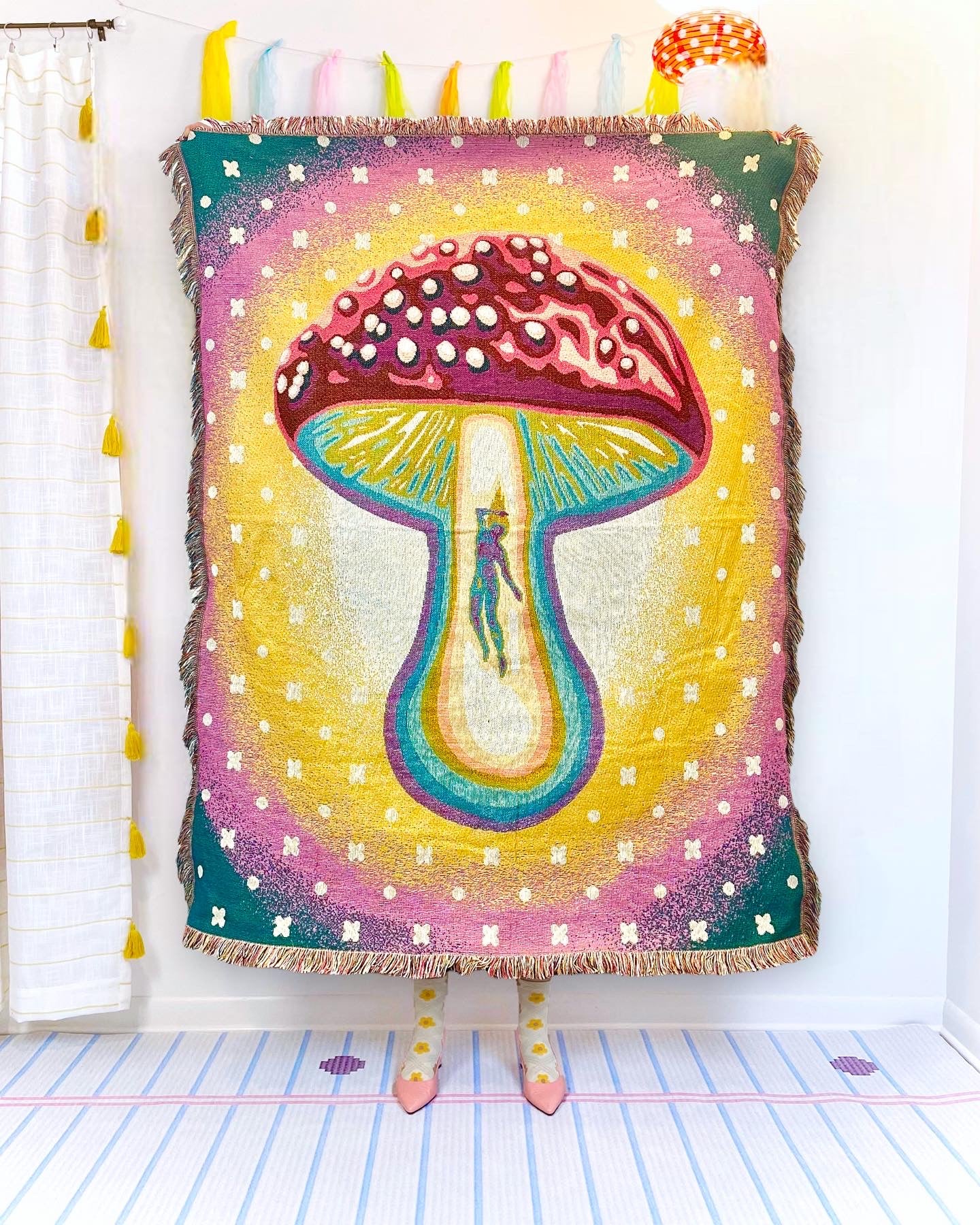 *CLEARANCE* Alien Abduction Mushroom Woven Tapestry Blanket